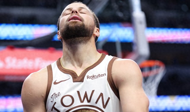 半岛体育APP-再打1场！皮尔斯用19年书写的得分纪录，就要被库里超越了|保罗·皮尔斯|斯蒂芬·库里|波士顿凯尔特人队|保罗-皮尔斯|杰森-塔图姆_新浪体育_新浪新闻