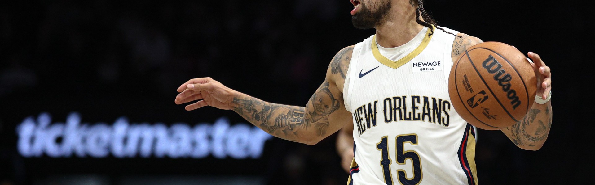 半岛体育-香饽饽！名记：尼克斯、火箭和活塞均有意鹈鹕后卫阿尔瓦拉多