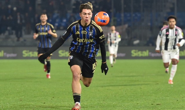 半岛体育官网-斯基拉：布冯儿子可能在冬季出租离队锻炼，意乙球队对他感兴趣