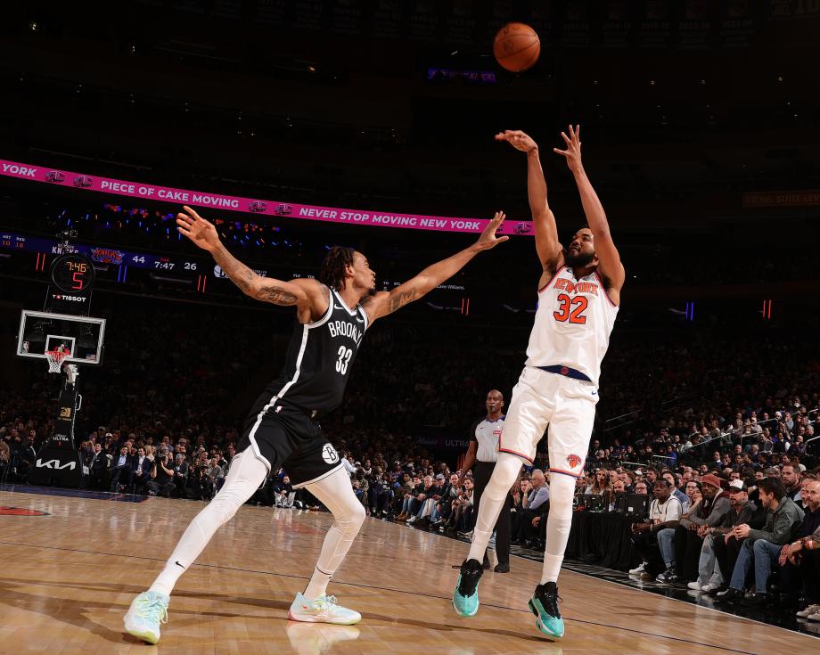 [图]尼克斯狂胜篮网54分 创造队史单场最大净胜分差纪录